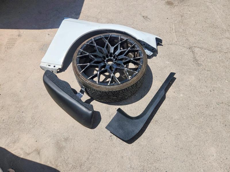 2017 Chrysler 300 მანქანა იყიდება აუქციონზე, vin: 2C3CCABT8HH557963, აუქციონის ნომერი: 51527616