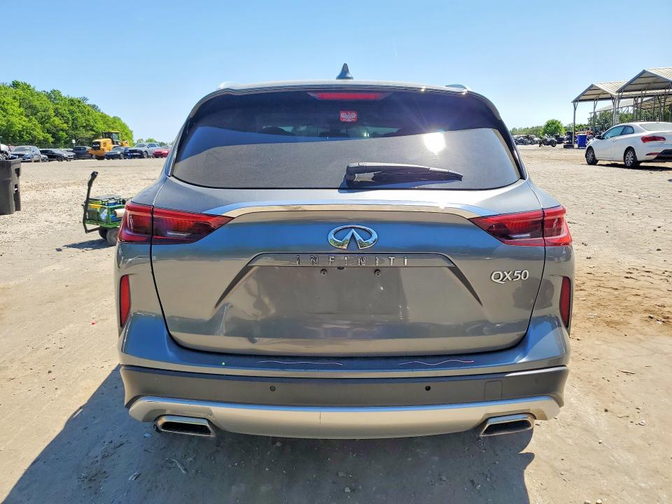 49272526 :رقم المزاد ، 3PCAJ5M14LF115594 vin ، 2020 Infiniti Qx50 مزاد بيع