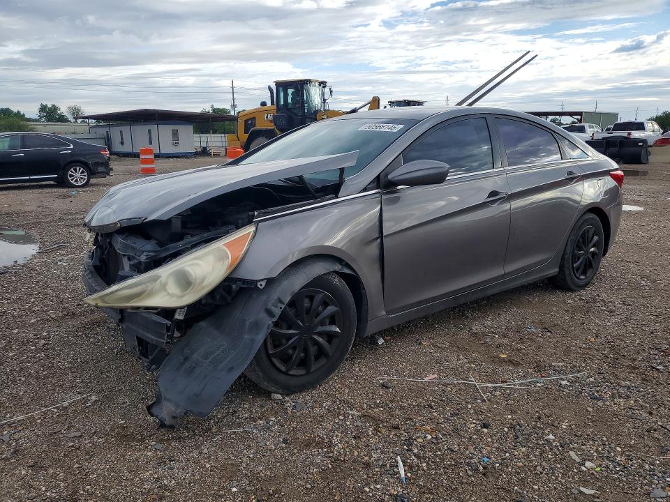 50566146 :رقم المزاد ، 5NPEB4AC4CH435515 vin ، 2012 Hyundai Sonata مزاد بيع