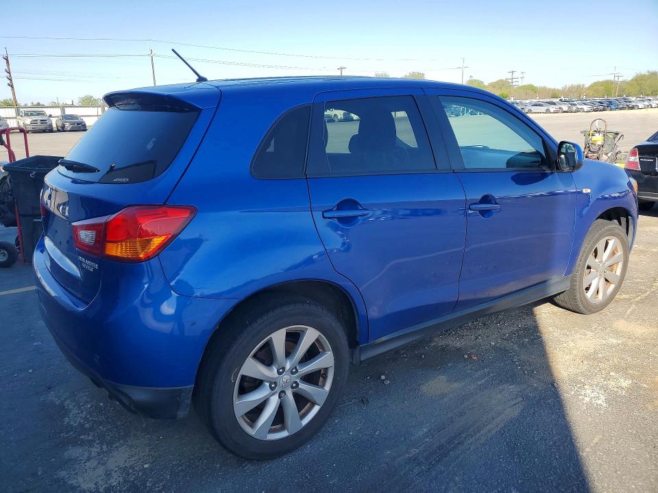 51866106 :رقم المزاد ، 4A4AR3AU2FE061464 vin ، 2015 Mitsubishi Outlander Sport مزاد بيع