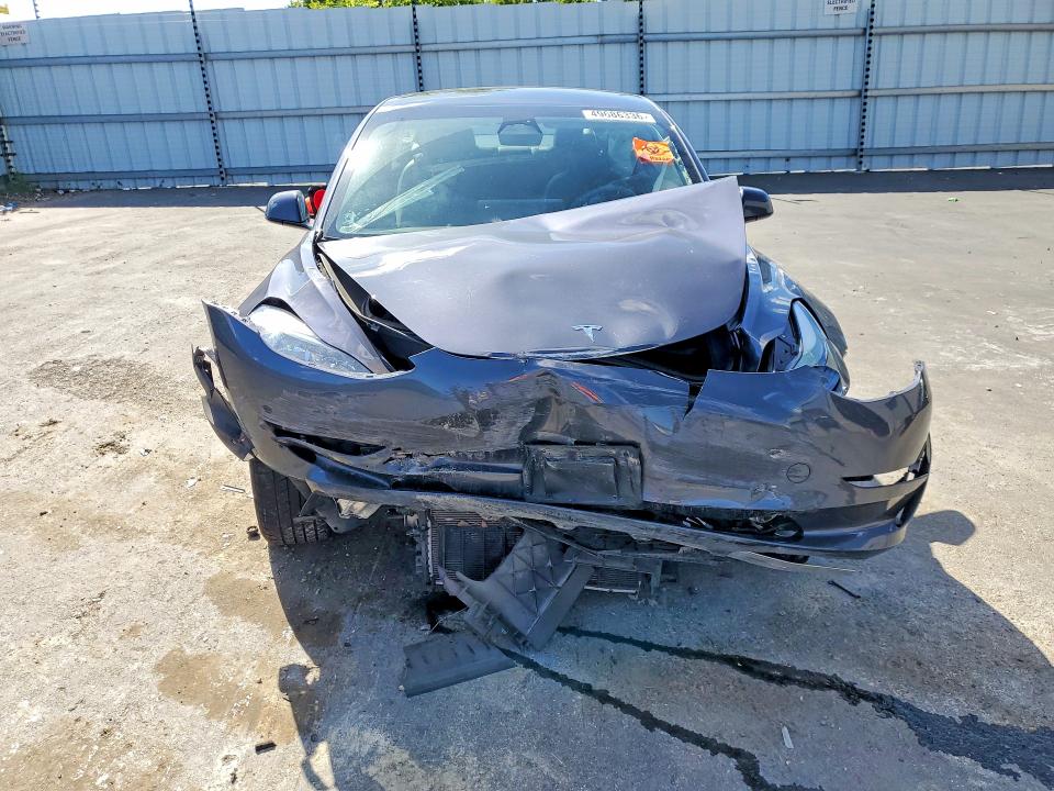 2023 Tesla Model 3 მანქანა იყიდება აუქციონზე, vin: 5YJ3E1EA4PF562937, აუქციონის ნომერი: 49686336