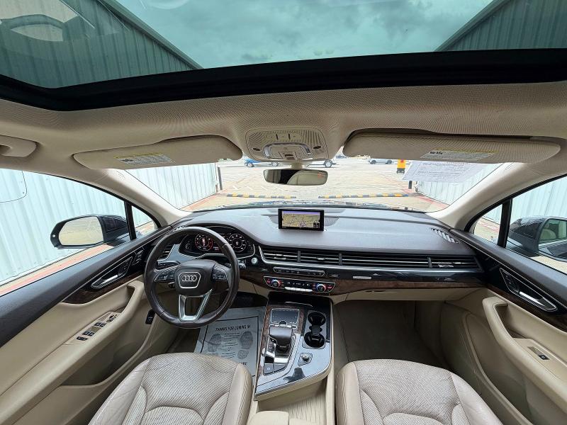 50684786 :رقم المزاد ، WA1LAAF78HD019107 vin ، 2017 Audi Q7 مزاد بيع