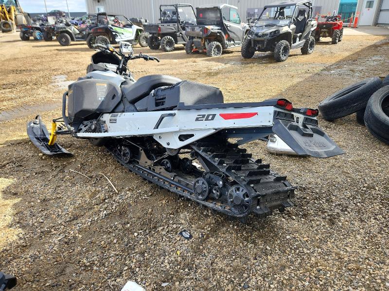 2025 Ski-doo Snowmobile მანქანა იყიდება აუქციონზე, vin: 2BPSAASE4SV000443, აუქციონის ნომერი: 49816336