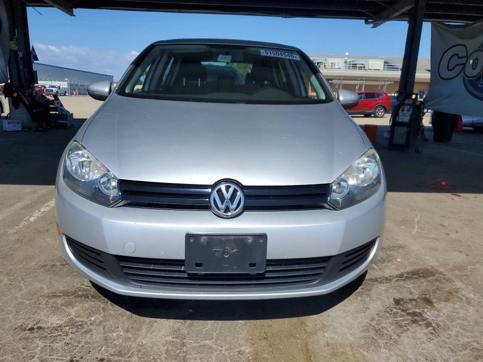 51504546 :رقم المزاد ، WVWDB7AJ7DW017523 vin ، 2013 Volkswagen Golf مزاد بيع