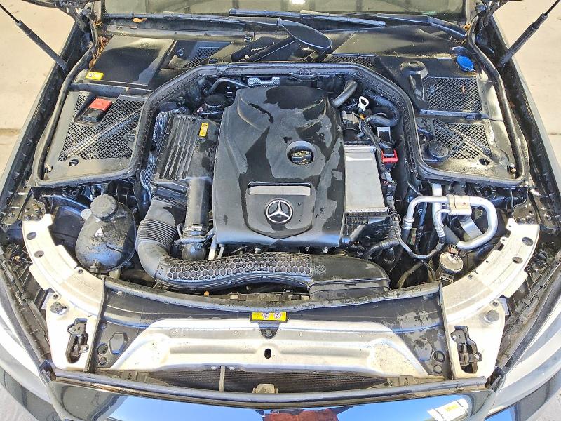 49166836 :رقم المزاد ، 55SWF4KB5FU022034 vin ، 2015 Mercedes-benz C مزاد بيع