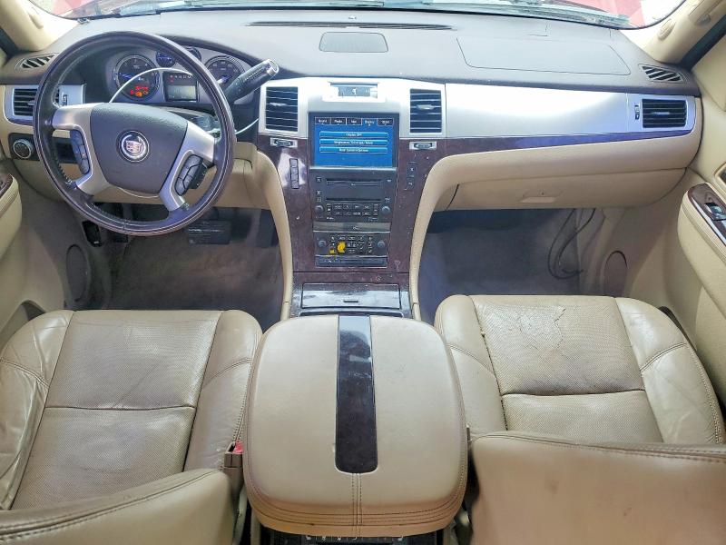 48391716 :رقم المزاد ، 1GYUKAEF7AR138611 vin ، 2010 Cadillac Escalade مزاد بيع