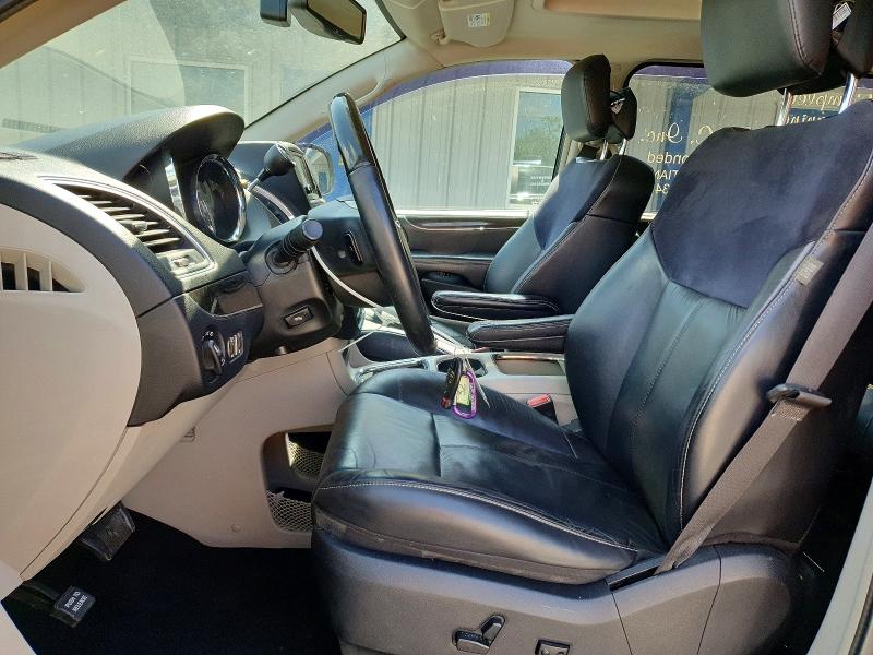 50819916 :رقم المزاد ، 2C4RC1GG3FR596405 vin ، 2015 Chrysler Town & Country مزاد بيع