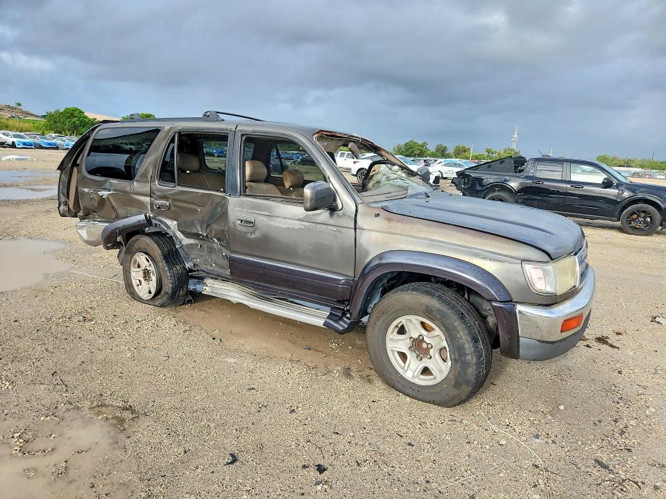 1998 Toyota 4runner მანქანა იყიდება აუქციონზე, vin: JT3GN87R9W0057555, აუქციონის ნომერი: 49336656
