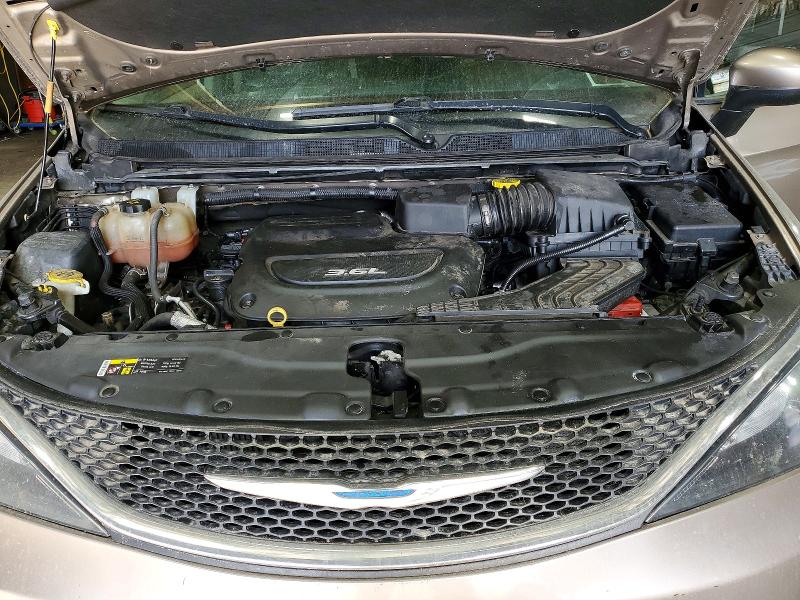 48845606 :رقم المزاد ، 2C4RC1DG3HR684149 vin ، 2017 Chrysler Pacifica مزاد بيع
