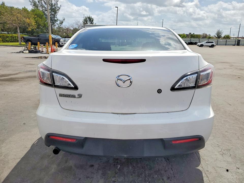 Продаж на аукціоні авто 2011 Mazda 3, vin: JM1BL1UG2B1438870, номер лоту: 50532296