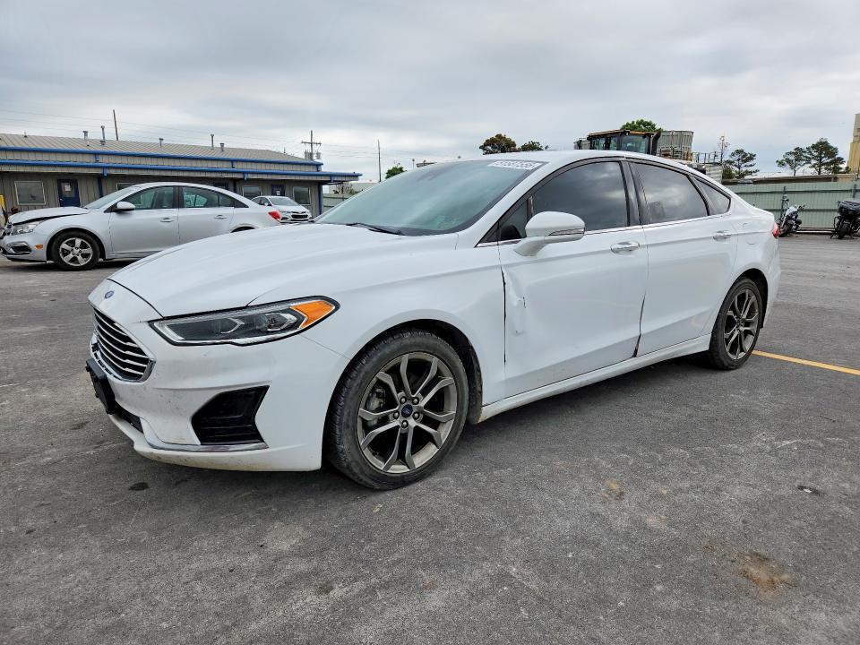 51587556 :رقم المزاد ، 3FA6P0CDXLR151328 vin ، 2020 Ford Fusion مزاد بيع