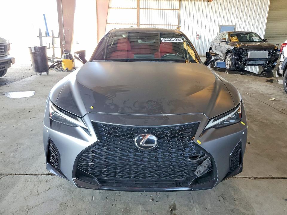50520126 :رقم المزاد ، JTHGZ1B21M5047943 vin ، 2021 Lexus Is مزاد بيع
