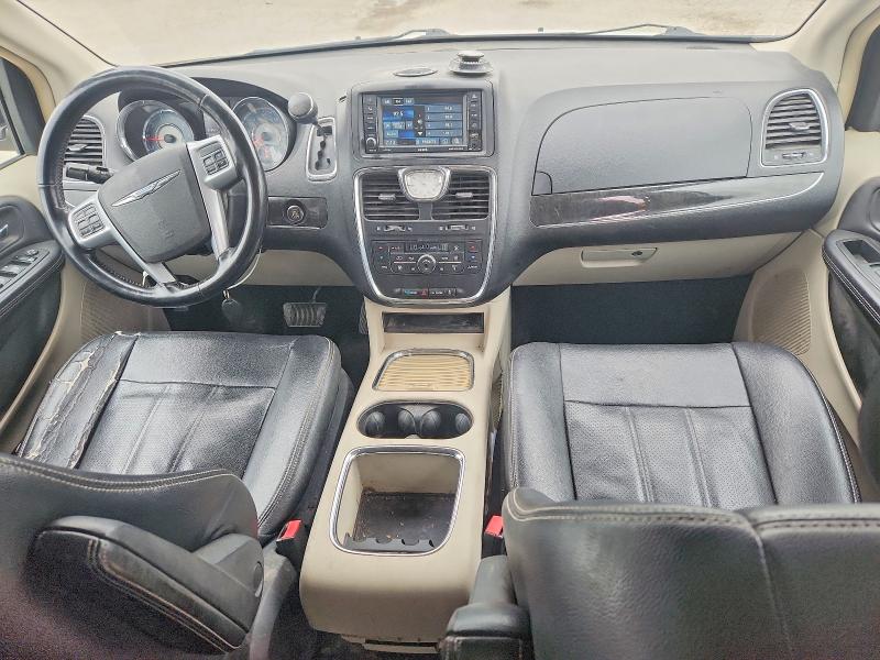 2013 Chrysler Town & Country მანქანა იყიდება აუქციონზე, vin: 2C4RC1CG9DR815970, აუქციონის ნომერი: 51317876