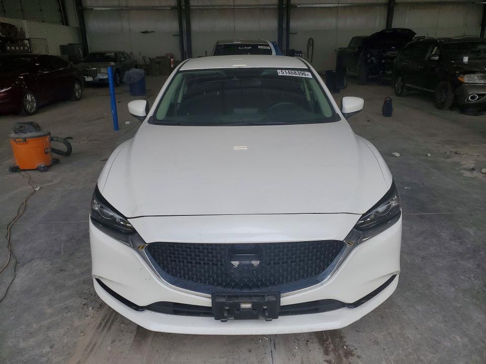 Продаж на аукціоні авто 2018 Mazda 6, vin: JM1GL1UM8J1311857, номер лоту: 51468396