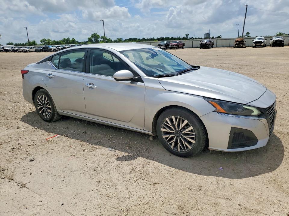 47872976 :رقم المزاد ، 1N4BL4DV8PN385906 vin ، 2023 Nissan Altima مزاد بيع