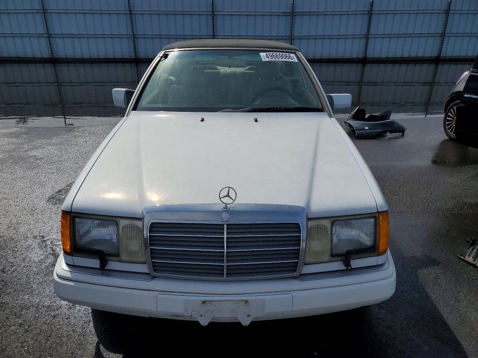 1993 Mercedes-benz 300 მანქანა იყიდება აუქციონზე, vin: WDBEA66E3PB884845, აუქციონის ნომერი: 49669066