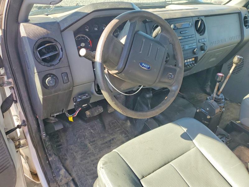 2015 Ford F450 მანქანა იყიდება აუქციონზე, vin: 1FDUF4HY5FED09472, აუქციონის ნომერი: 49916146