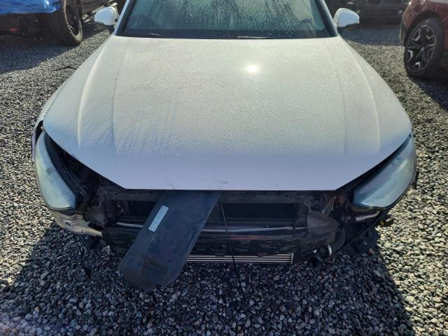 2020 Audi A4 მანქანა იყიდება აუქციონზე, vin: WAUDNAF47LA047525, აუქციონის ნომერი: 49474436