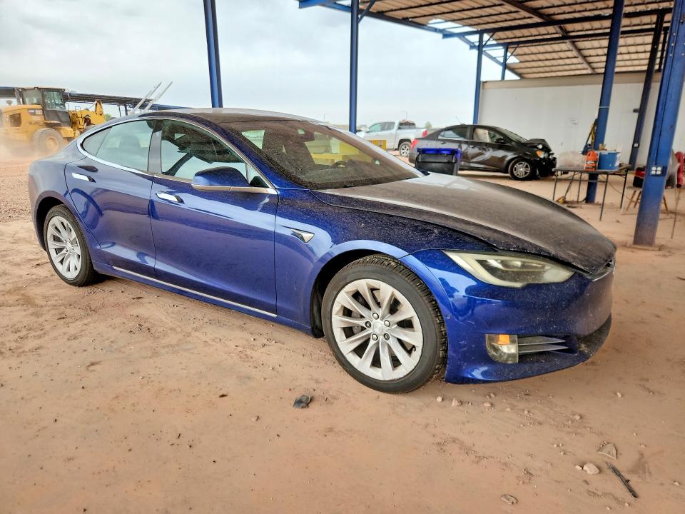 48472876 :رقم المزاد ، 5YJSA1E14HF189536 vin ، 2017 Tesla Model S مزاد بيع