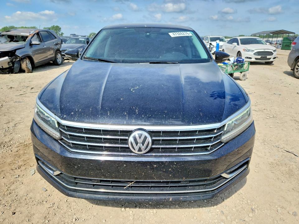 47326276 :رقم المزاد ، 1VWGT7A36HC077907 vin ، 2017 Volkswagen Passat مزاد بيع