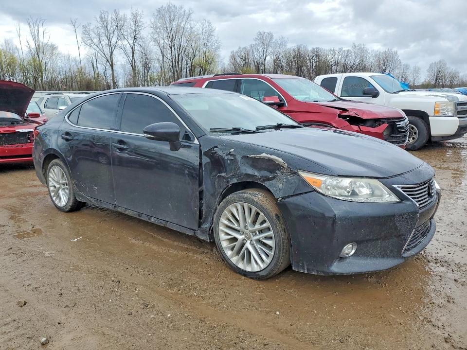 50233226 :رقم المزاد ، JTHBK1GG0F2159155 vin ، 2015 Lexus Es مزاد بيع