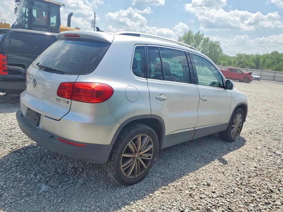 Продажа на аукционе авто 2015 Volkswagen Tiguan, vin: WVGAV7AX1FW604734, номер лота: 50632996