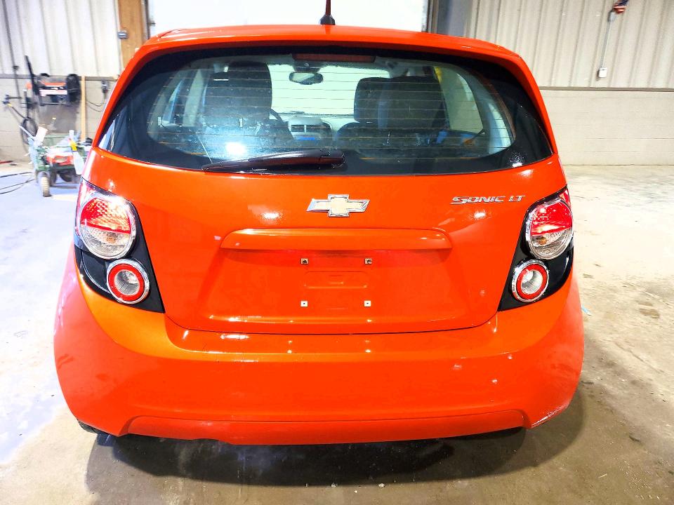 50589626 :رقم المزاد ، 1G1JC6SH8C4226245 vin ، 2012 Chevrolet Sonic مزاد بيع