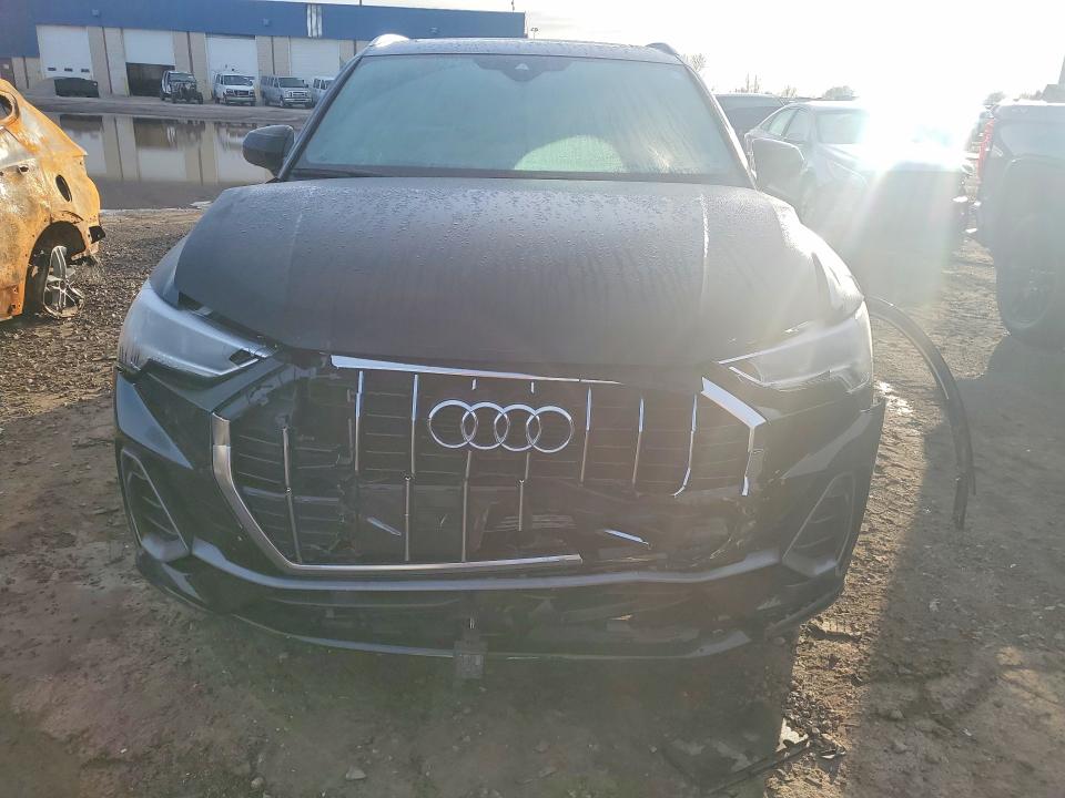 51420656 :رقم المزاد ، WA1FECF36L1028554 vin ، 2020 Audi Q3 مزاد بيع
