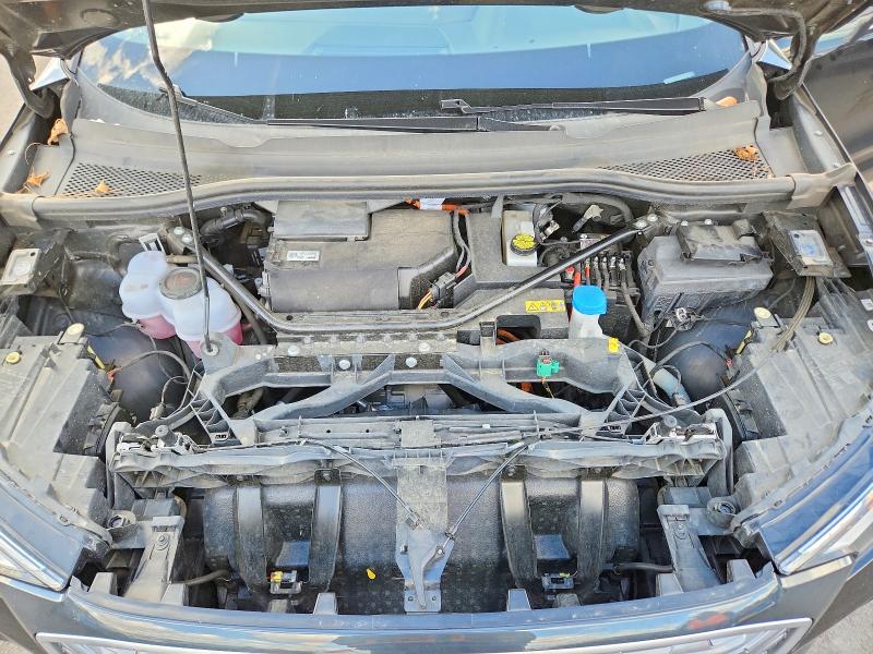 2023 Audi Q4 E-tron მანქანა იყიდება აუქციონზე, vin: WA1BCBFZXPP028563, აუქციონის ნომერი: 49637186