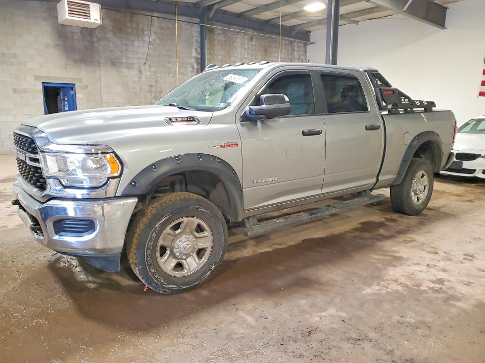 Продажа на аукционе авто 2022 Ram 2500, vin: 3C6UR5DJ3NG323606, номер лота: 47909556
