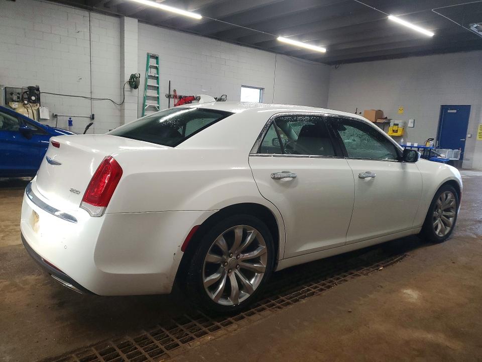 2018 Chrysler 300 მანქანა იყიდება აუქციონზე, vin: 2C3CCAEG0JH319819, აუქციონის ნომერი: 51325746