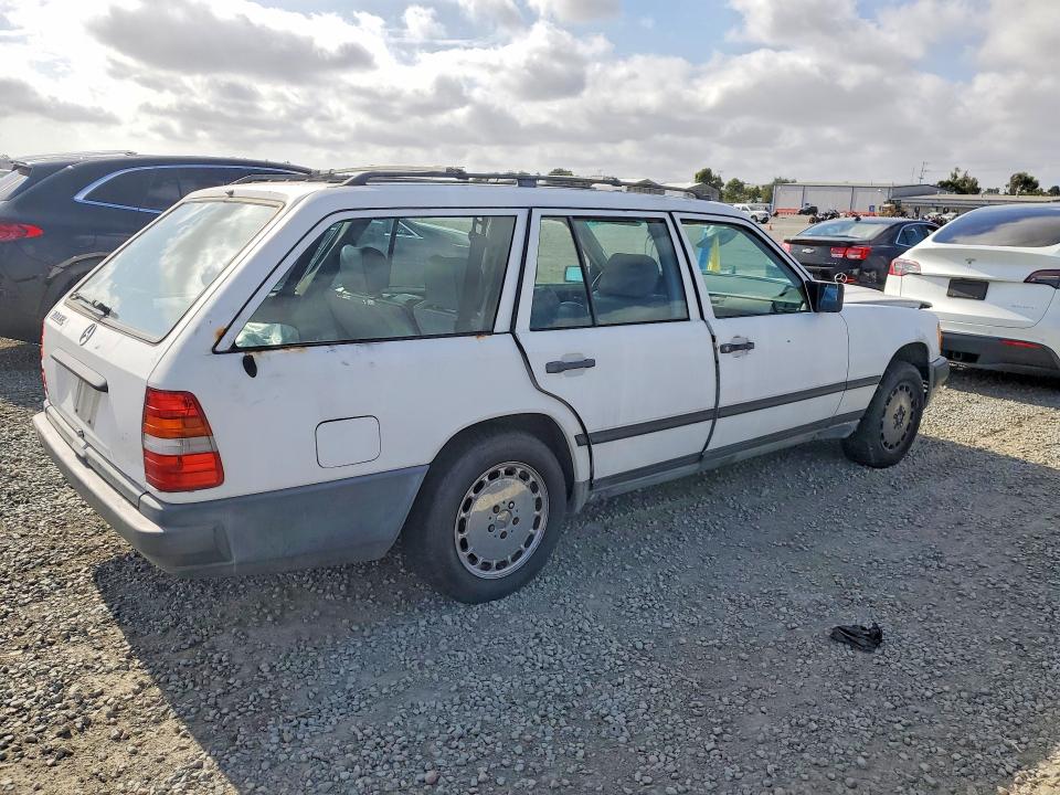 Aukcja sprzedaży 1987 Mercedes-benz 500-class, vin: WDBEA90D2JF072762, numer aukcji: 50994146