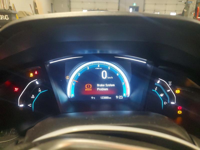 51184406 :رقم المزاد ، 2HGFC2E51JH040538 vin ، 2018 Honda Civic مزاد بيع