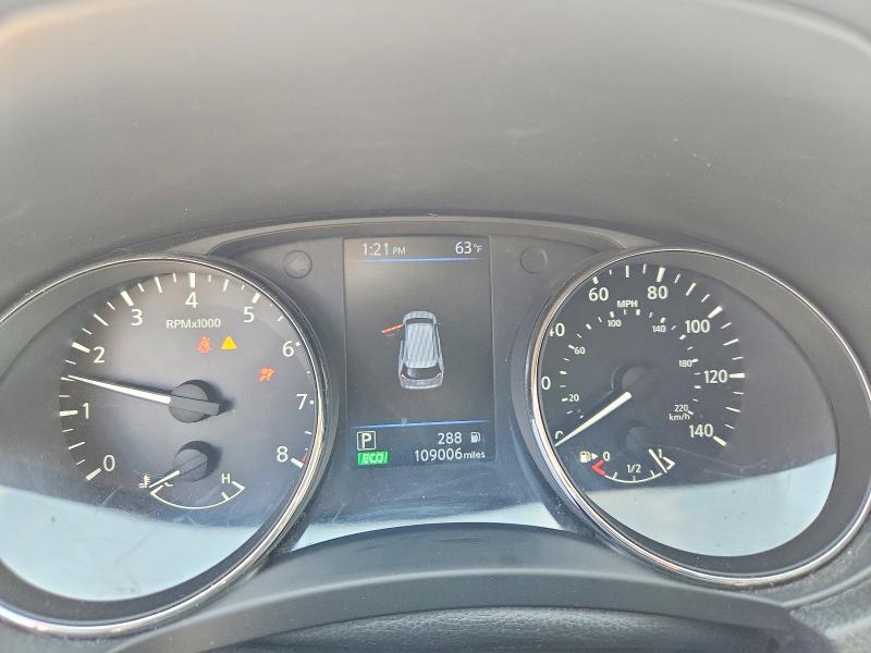 51284696 :رقم المزاد ، 5N1AT2MT0LC715855 vin ، 2020 Nissan Rogue مزاد بيع