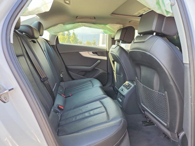 48015906 :رقم المزاد ، WAUKMAF4XJA210403 vin ، 2018 Audi A4 مزاد بيع
