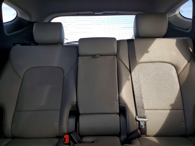 Продаж на аукціоні авто 2018 Hyundai Santa Fe Sport, vin: 5NMZUDLB4JH063328, номер лоту: 49101366