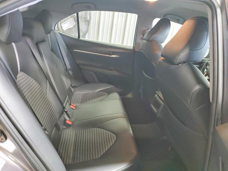 Продаж на аукціоні авто 2018 Toyota Camry, vin: 4T1B11HKXJU070919, номер лоту: 51302836
