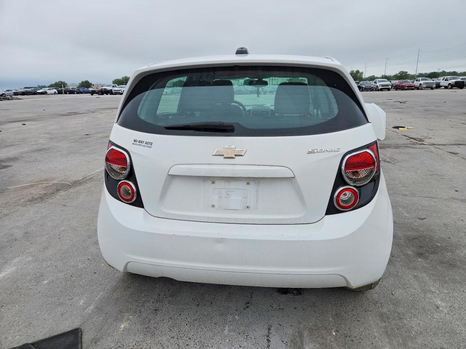 51528676 :رقم المزاد ، 1G1JA6SH2G4170640 vin ، 2016 Chevrolet Sonic مزاد بيع