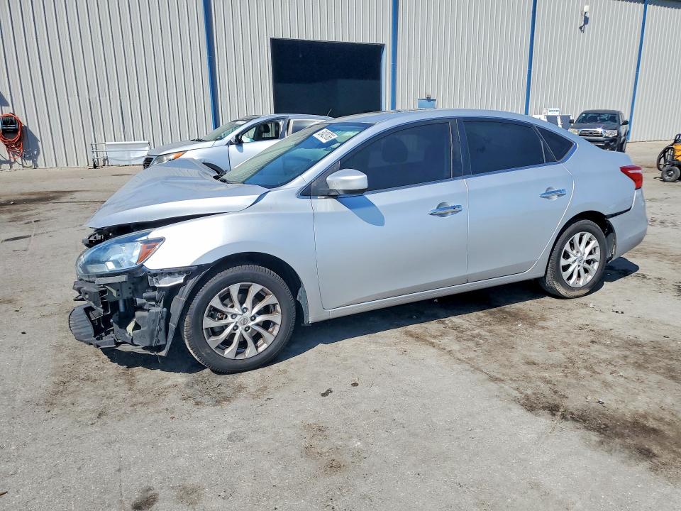 Aukcja sprzedaży 2017 Nissan Sentra, vin: 3N1AB7AP3HY302101, numer aukcji: 50429766