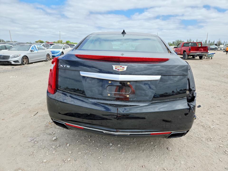 49712996 :رقم المزاد ، 2G61M5S31H9152922 vin ، 2017 Cadillac Xts مزاد بيع