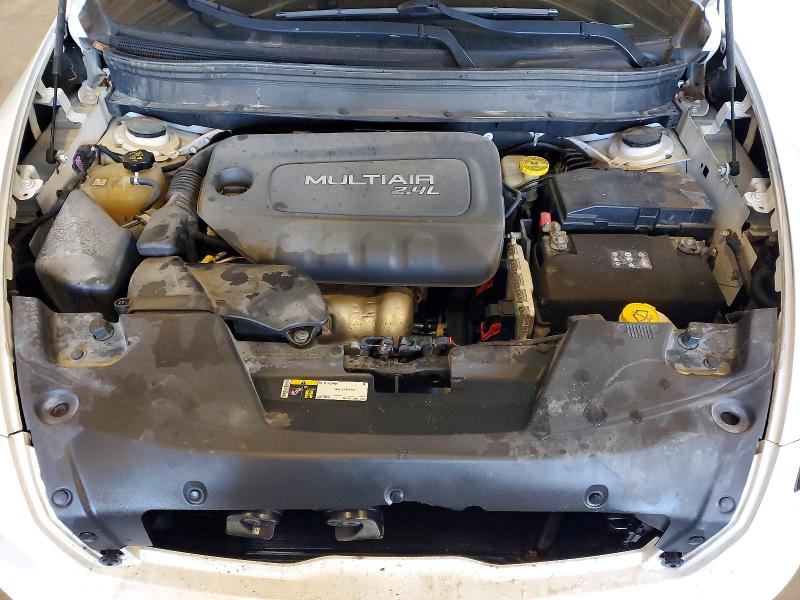49671246 :رقم المزاد ، 1C4PJMCB8FW764345 vin ، 2015 Jeep Cherokee مزاد بيع