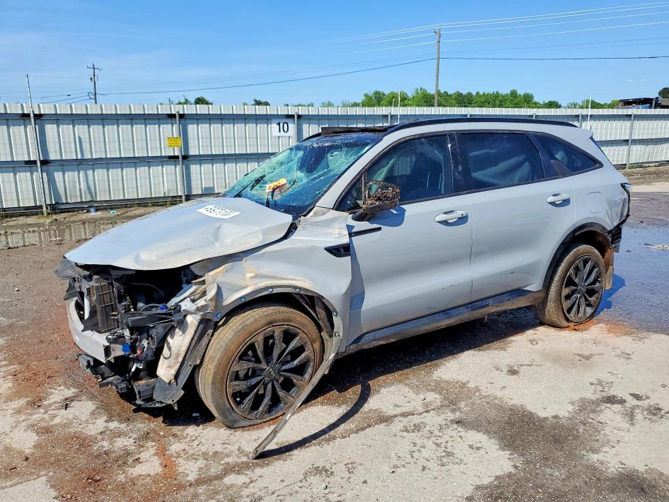 Продажа на аукционе авто 2022 Kia Sorento, vin: 5XYRK4LF0NG118298, номер лота: 49979106