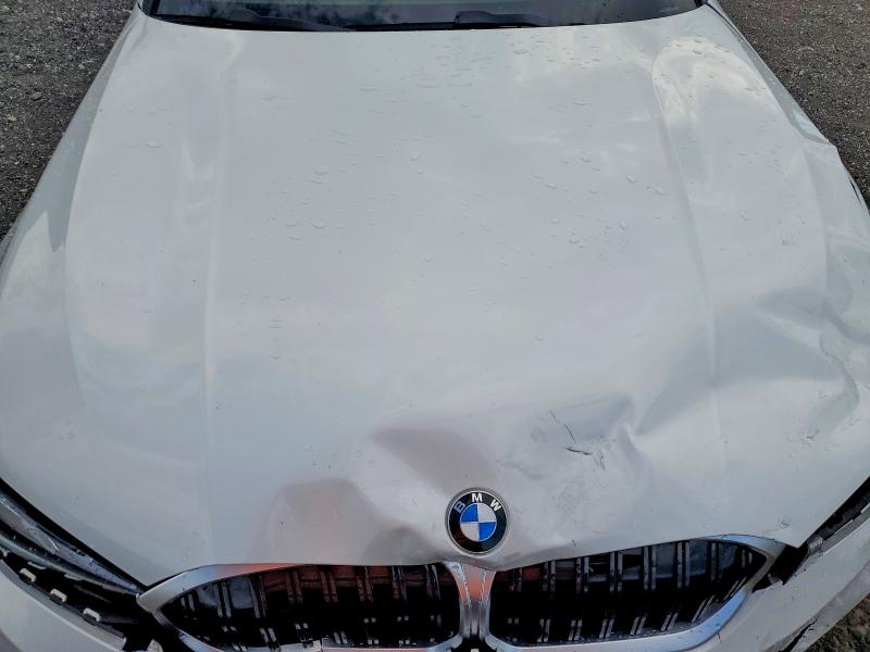 51040996 :رقم المزاد ، 3MW69CW03S8F32907 vin ، 2025 Bmw 330i مزاد بيع