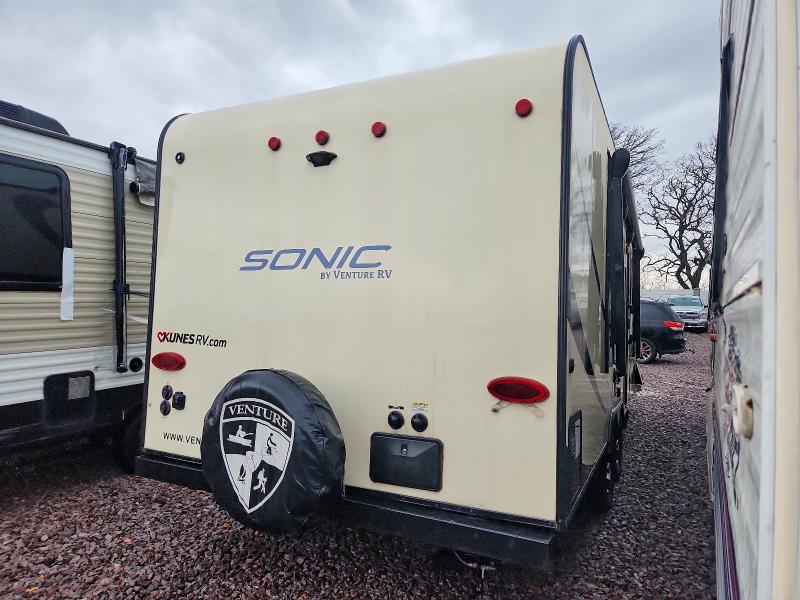 46025516 :رقم المزاد ، 4EZT22229J4105064 vin ، 2018 Kz-rv Sonic مزاد بيع