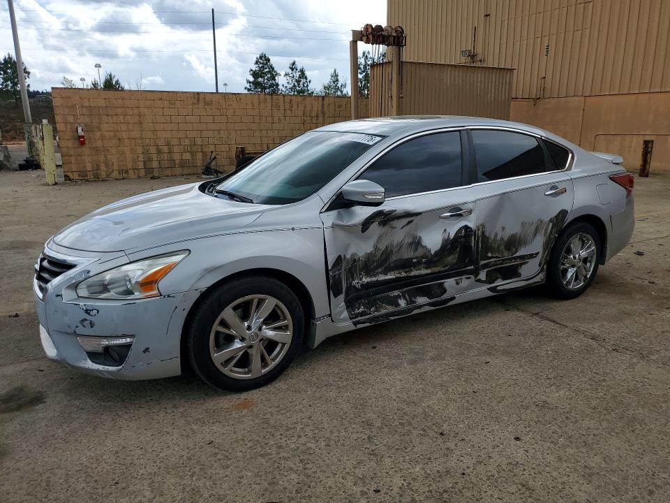 48317776 :رقم المزاد ، 1N4AL3AP1FN904014 vin ، 2015 Nissan Altima مزاد بيع