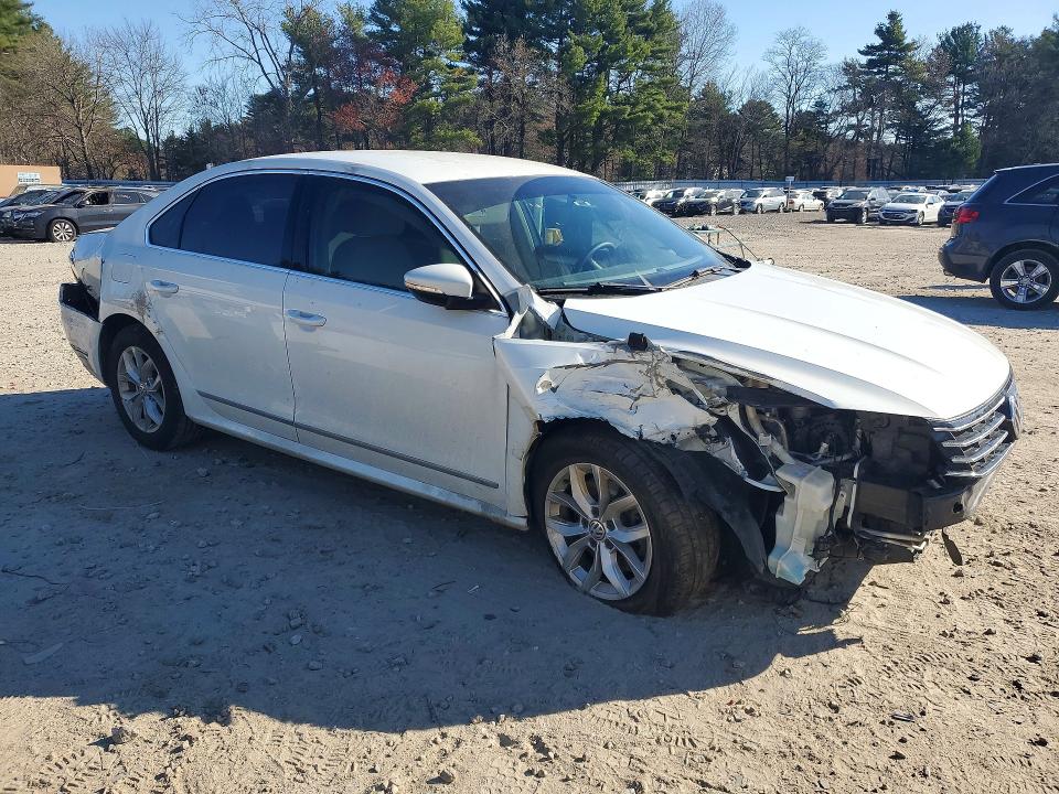 Продажа на аукционе авто 2017 Volkswagen Passat, vin: 1VWAT7A38HC079728, номер лота: 51103596