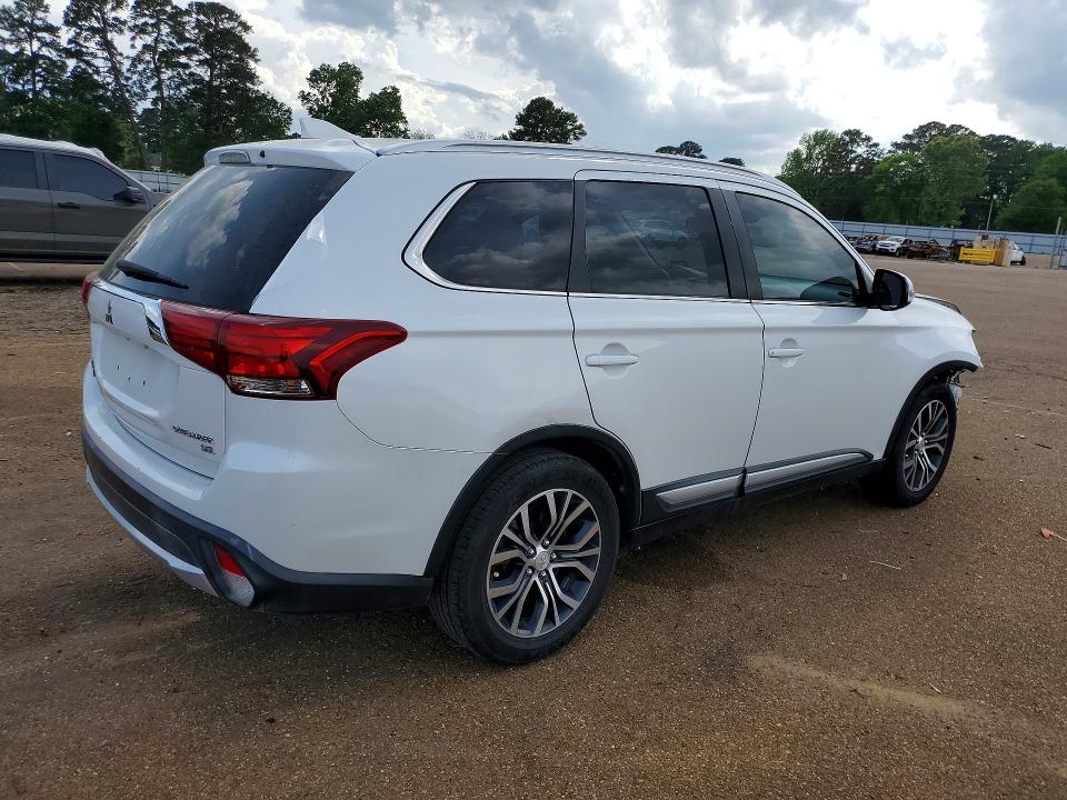 Продажа на аукционе авто 2018 Mitsubishi Outlander, vin: JA4AD3A33JZ046402, номер лота: 47295606