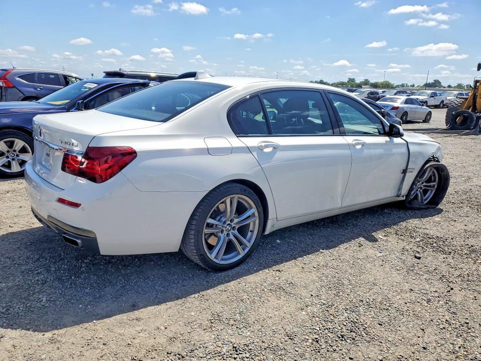 49814766 :رقم المزاد ، WBAYE4C50DDW22595 vin ، 2013 Bmw 740 مزاد بيع