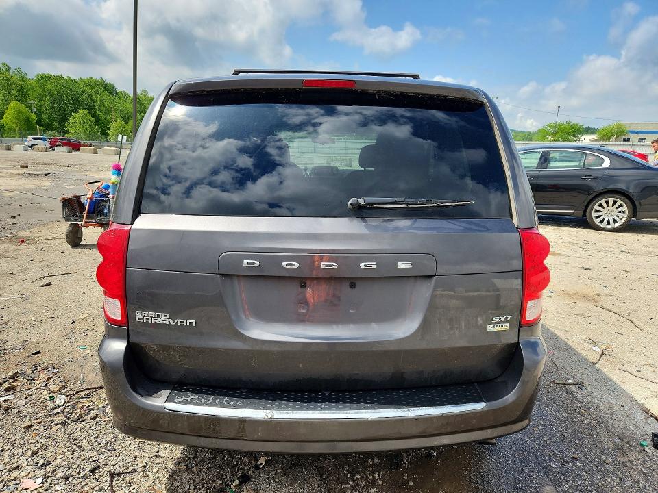 51296106 :رقم المزاد ، 2C4RDGCG4FR733535 vin ، 2015 Dodge Grand Caravan مزاد بيع