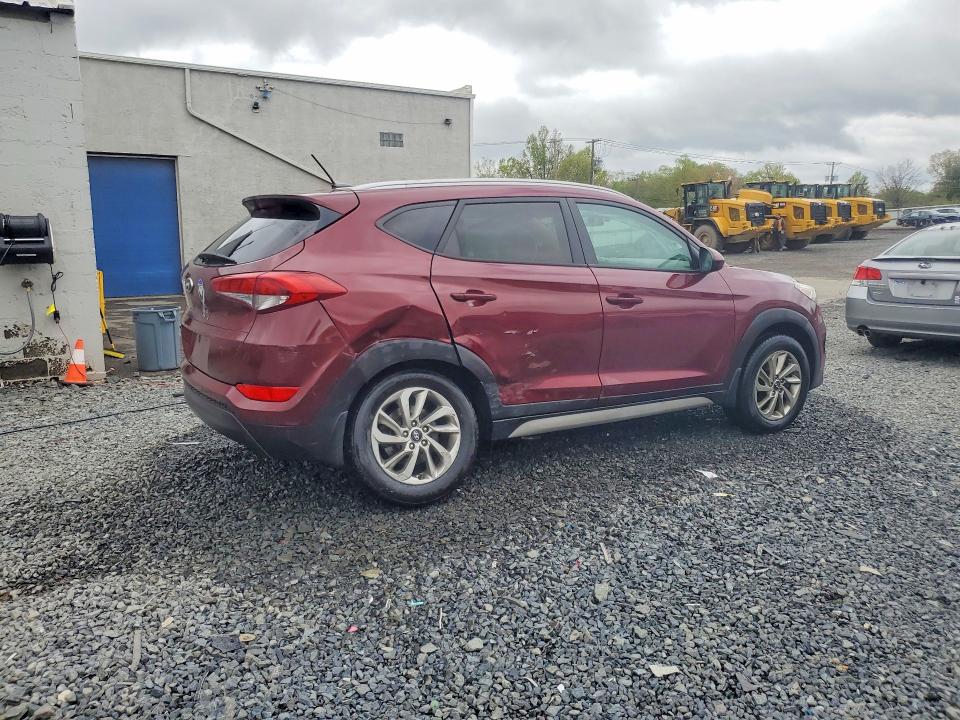 51824746 :رقم المزاد ، KM8J33A43HU475236 vin ، 2017 Hyundai Tucson مزاد بيع